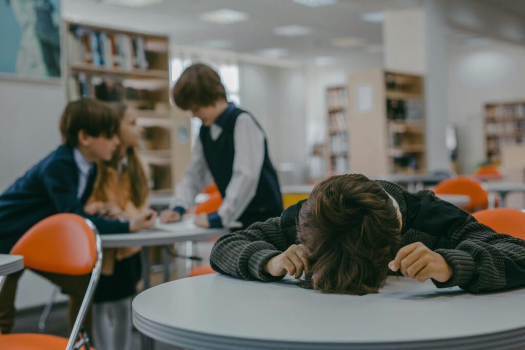 HSPOWER - Blog - Waarom gevoelige kinderen na school soms ontploffen